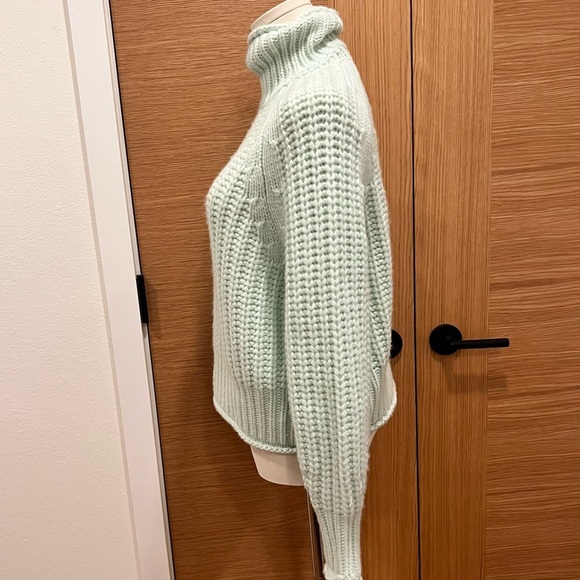ARCH4 | 100% Cashmere | ELLIS Sweater | Hint of Mint | OS | EUC - Picture 7 of 15